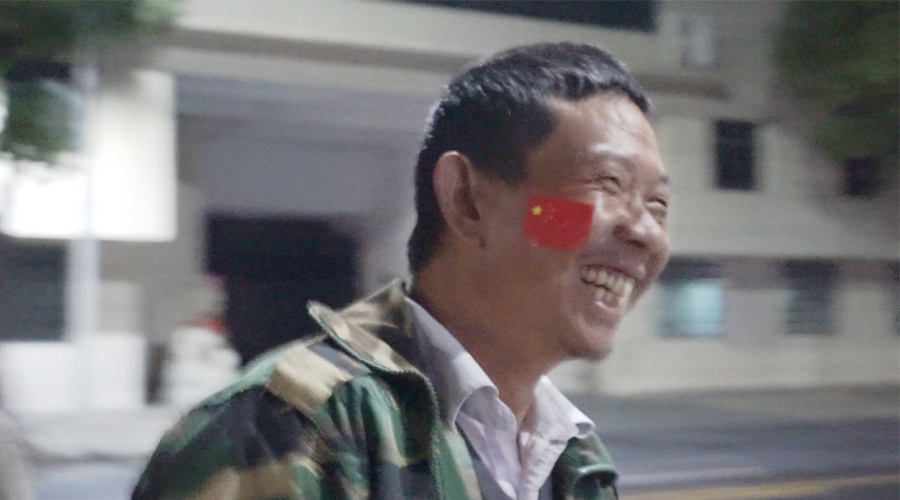 2016年國慶，冷風(fēng)有毒，但國旗暖心